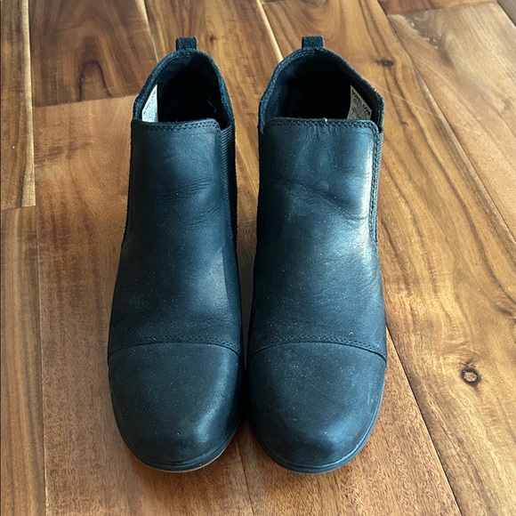 Sorel Black Ankle Booties - Picture 1 of 9